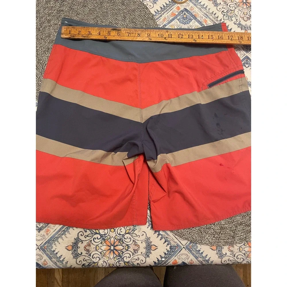 Patagonia scallop hem